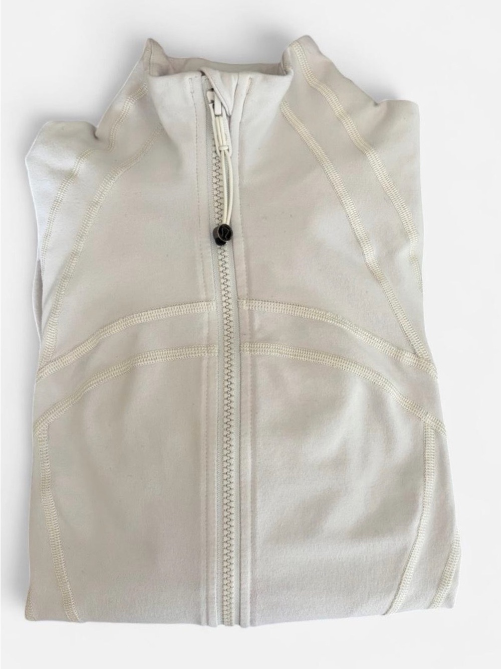 Lululemon Sz. 8 Off-White Define Jacket.